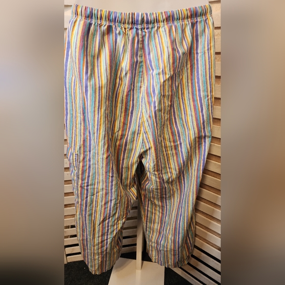 Stripe Crop Pants - Picture 3 of 5